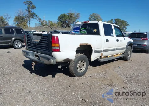 2002 Chevrolet Silverado 2500Hd Ls z USA, uszkodzony, nr VIN 1GCHK23162F190237